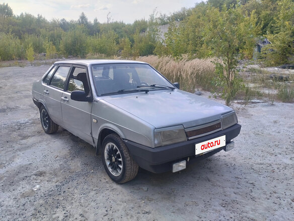 2001 Lada (ВАЗ) 21099, серебристый - вид 2