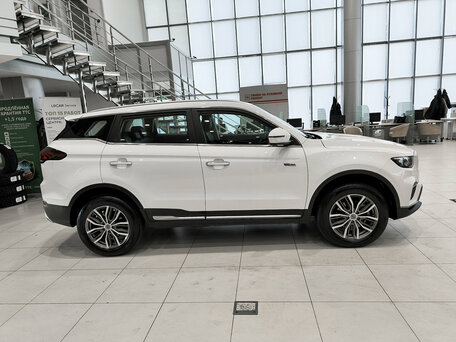 2023 Geely Atlas Pro, белый, 1750000 рублей, вид 4