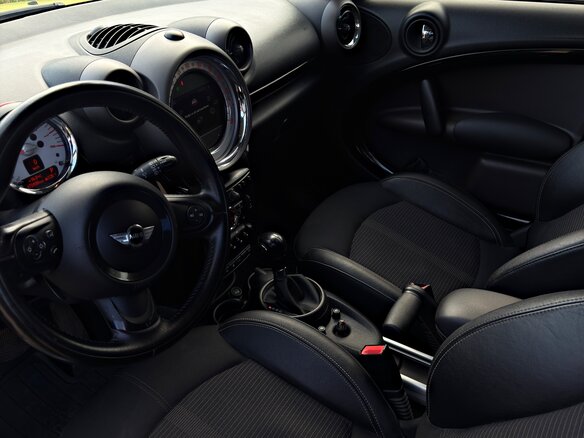 2011 Mini Countryman Cooper I, жёлтый, 1050000 рублей - вид 5