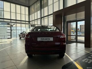 2025 Lada (ВАЗ) Granta I Рестайлинг, красный, 1067000 рублей, вид 3