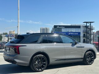 2021 Hongqi E-HS9 120 kWh, белый, 5000000 рублей, вид 5