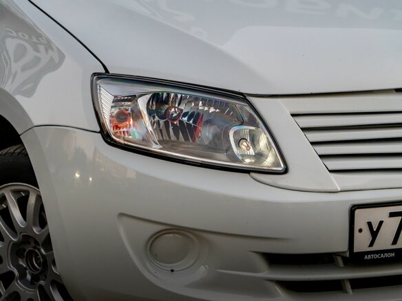 2014 Lada (ВАЗ) Granta I, белый, 390000 рублей - вид 8