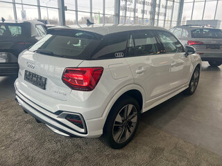 2025 Audi Q2 L 35 TFSI I Рестайлинг, белый, 3999000 рублей, вид 5