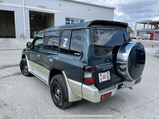 1997 Mitsubishi Pajero II Рестайлинг, зелёный, 900000 рублей, вид 3