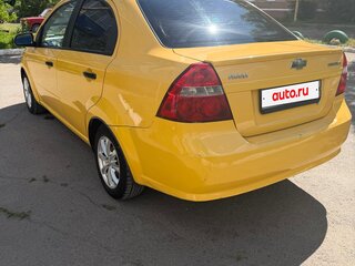 2008 Chevrolet Aveo I Рестайлинг, жёлтый, 300000 рублей, вид 4
