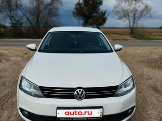 2011 Volkswagen Jetta VI, белый, 980000 рублей, вид 1