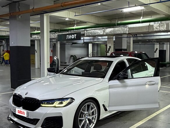 2020 BMW 5 серии 530i xDrive VII (G30/G31/G38) Рестайлинг, белый - вид 2