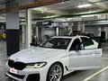 2020 BMW 5 серии 530i xDrive VII (G30/G31/G38) Рестайлинг, белый - вид 2
