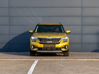 2020 Kia Seltos I, жёлтый, 2320000 рублей, вид 2