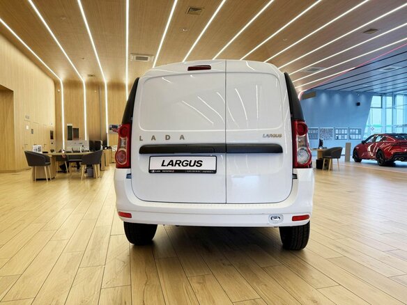 2026 Lada (ВАЗ) Largus I Рестайлинг, белый - вид 5