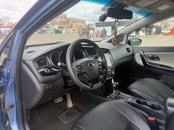 2013 Kia Ceed II, синий, 860000 рублей - вид 8