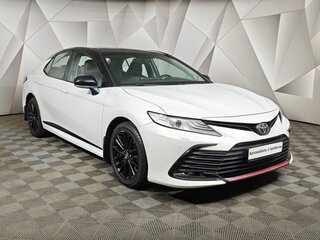 2021 Toyota Camry VIII (XV70) Рестайлинг, белый, 3299000 рублей, вид 3
