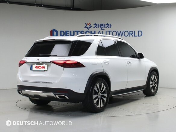 2026 Mercedes-Benz GLE 300 d II (V167) Рестайлинг, белый - вид 2