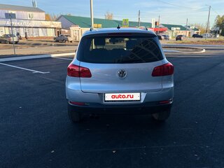 2015 Volkswagen Tiguan Euro 6 I Рестайлинг, серебристый, 1105000 рублей, вид 5