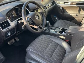 2011 Volkswagen Touareg II, серый, 2200000 рублей, вид 5