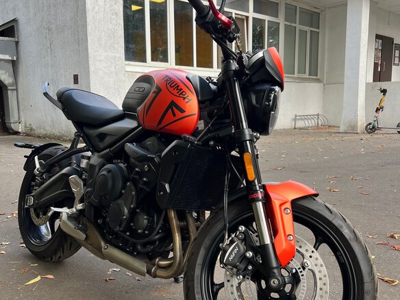 2022 Triumph Trident 660, оранжевый, 870000 рублей - вид 5