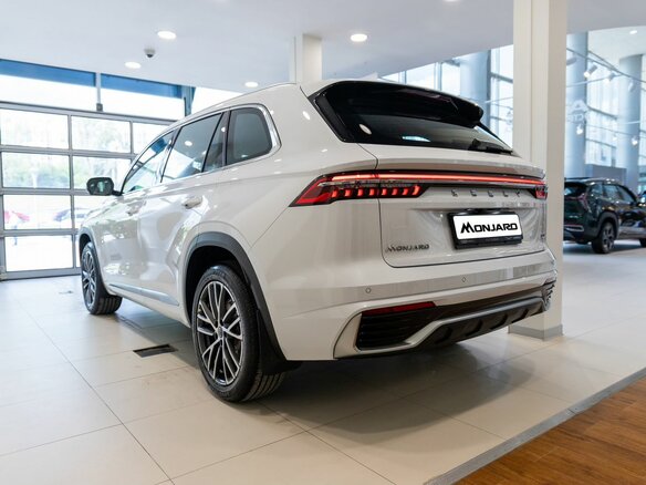 2026 Geely Monjaro I, белый, 4954990 рублей - вид 5