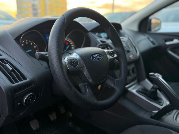 2012 Ford Focus III, чёрный - вид 12