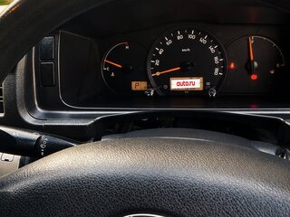 2014 Toyota HiAce, белый, 3700000 рублей, вид 4