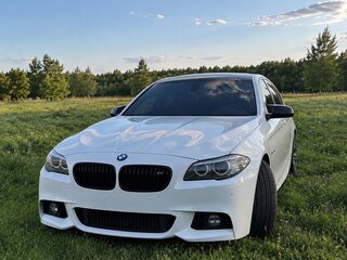 2013 BMW 5 серии 520i VI (F10/F11/F07) Рестайлинг, белый, 2100000 рублей, вид 2