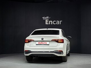 2022 Volkswagen Jetta VII Рестайлинг, белый, 1805000 рублей, вид 4