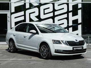 2017 Skoda Octavia III (A7) Рестайлинг, белый, 1650000 рублей, вид 1
