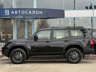 2024 Toyota Land Cruiser Prado 250 Series, чёрный, 8300000 рублей, вид 2