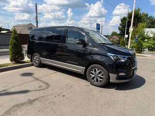 2019 Hyundai H-1 II Рестайлинг 2, чёрный, 3850000 рублей, вид 4