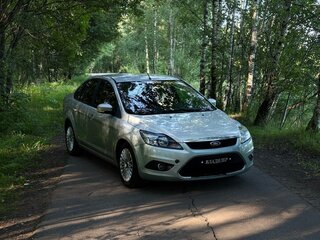 2011 Ford Focus II Рестайлинг, серебристый, 480000 рублей, вид 2