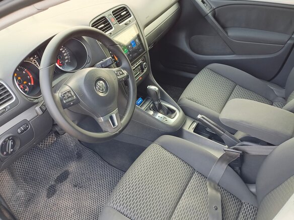 2010 Volkswagen Golf VI, чёрный, 790000 рублей - вид 7