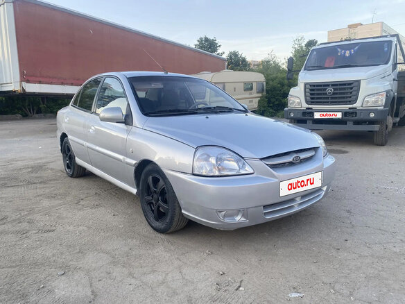 2005 Kia Rio I Рестайлинг, серебристый, 195000 рублей