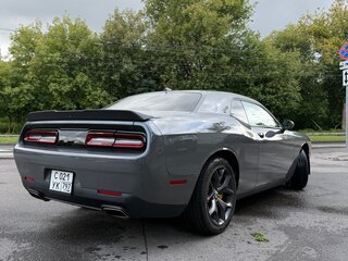 2018 Dodge Challenger III Рестайлинг 2, серый, 3600000 рублей, вид 4