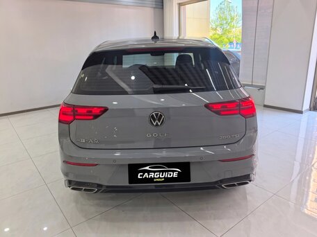 2022 Volkswagen Golf VIII, серый, 2049000 рублей, вид 5