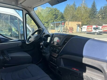 2017 Iveco Daily, белый, 3600000 рублей, вид 3