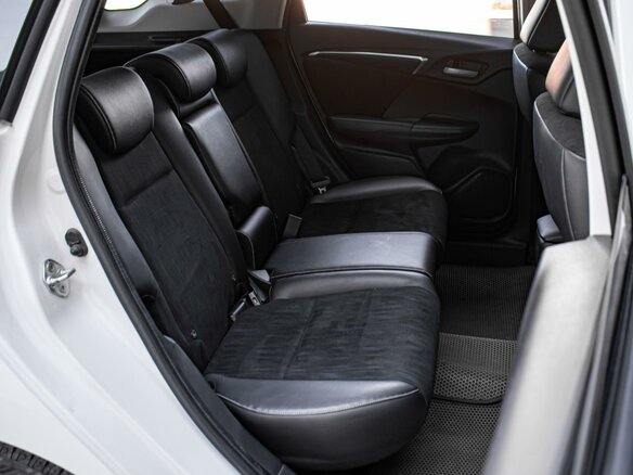 2019 Honda Shuttle II Рестайлинг, белый, 1669000 рублей - вид 8