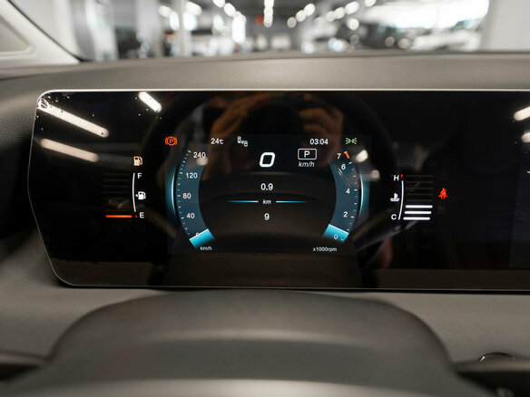 2025 BAIC U5 Plus, красный, 2130000 рублей - вид 10