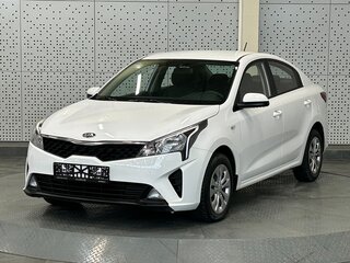 2021 Kia Rio IV Рестайлинг, белый, 1130000 рублей, вид 3