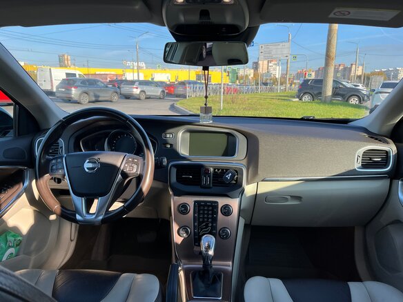 2013 Volvo V40 Cross Country I, белый, 1600000 рублей - вид 8
