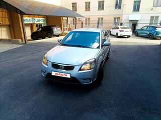 2009 Kia Rio II Рестайлинг, серебристый, 440000 рублей, вид 1