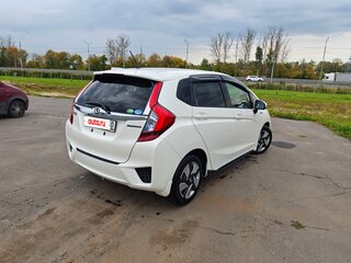2014 Honda Fit III, белый, 900000 рублей, вид 3
