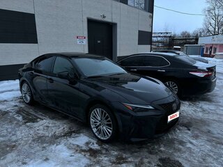 2022 Lexus IS 350 III Рестайлинг 2, красный, 5800000 рублей, вид 5