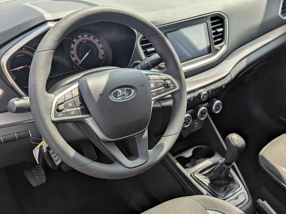 2026 Lada (ВАЗ) Vesta CNG I Рестайлинг (NG), белый - вид 11