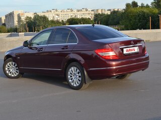 2007 Mercedes-Benz C-Класс 200 III (W204), пурпурный, 1030000 рублей, вид 3
