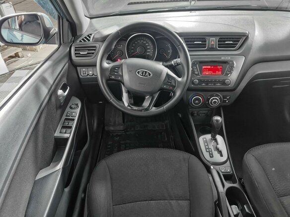 2011 Kia Rio 4-speed III, зелёный - вид 13