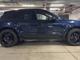 2020 Porsche Macan I Рестайлинг, синий, 5300000 рублей, вид 5