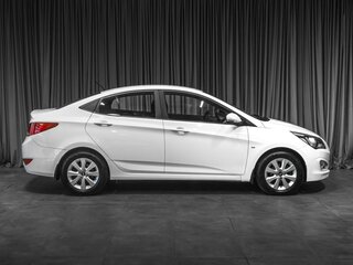 2016 Hyundai Solaris I Рестайлинг, белый, 1119000 рублей, вид 5
