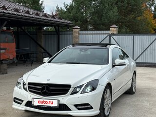 2011 Mercedes-Benz E-Класс 250 5G-Tronic IV (W212, S212, C207), белый, 1350000 рублей, вид 2
