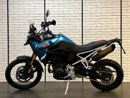 2026 BMW F 900 GS, голубой, 2250000 рублей, вид 2