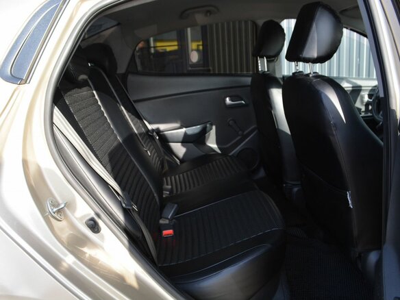 2013 Kia Rio III, бежевый, 619999 рублей - вид 15