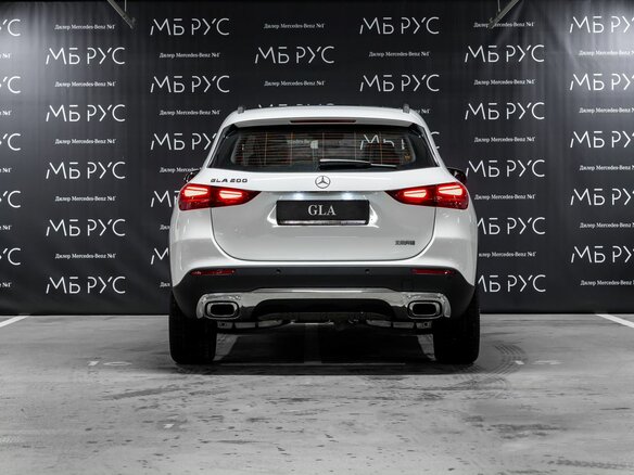 2025 Mercedes-Benz GLA 200 II (H247) Рестайлинг, белый, 4990000 рублей - вид 5